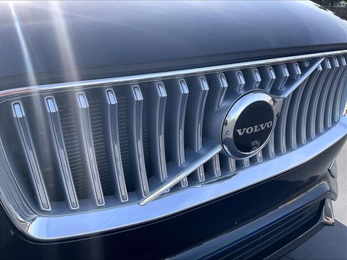 Used 2025 Volvo XC90 T8 Ultra w/ Protection Package Premier AWD/4WD image 33