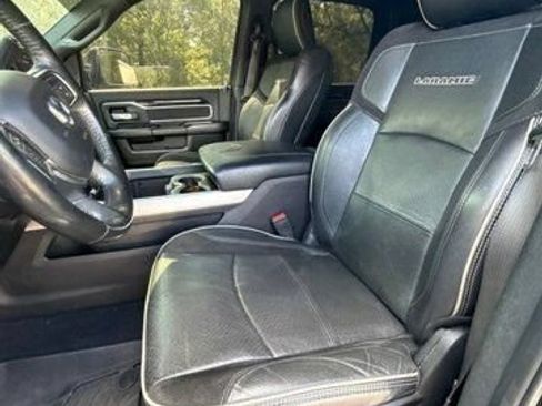 Used 2019 RAM 2500 Laramie AWD/4WD image 10