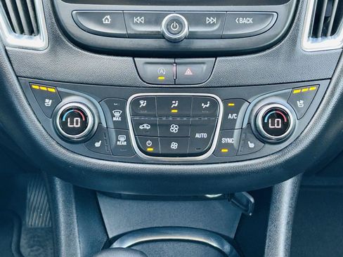 Used 2024 Chevrolet Malibu LT FWD image 21