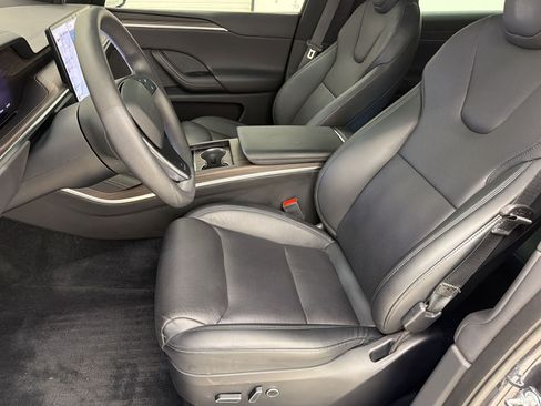 Used 2025 Tesla Model X AWD/4WD image 5