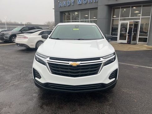 Used 2022 Chevrolet Equinox LS w/ LS Convenience Package image 12