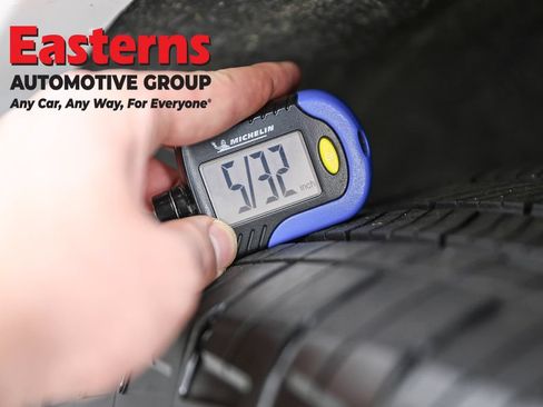 Used 2025 Dodge Durango GT RWD image 27