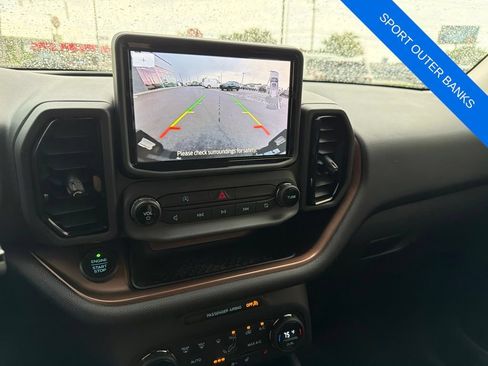 Used 2021 Ford Bronco Sport Outer Banks w/ Outer Banks Package AWD/4WD image 16