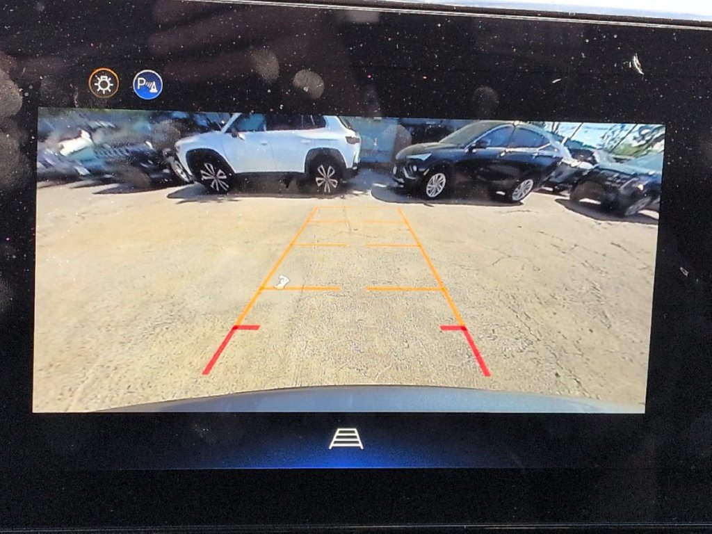 Used 2026 Chevrolet Equinox LT AWD/4WD image 6