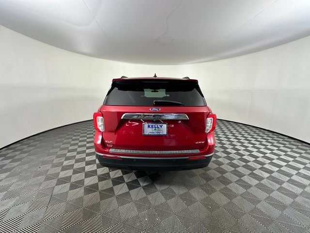 Used 2022 Ford Explorer XLT AWD/4WD image 29
