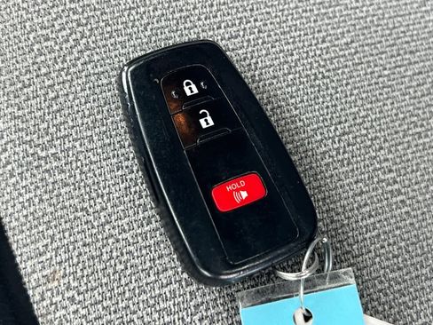 Used 2019 Toyota Corolla XSE image 28