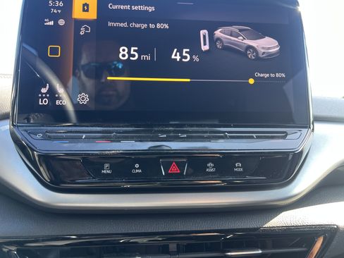 Used 2023 Volkswagen ID.4 2WD image 18