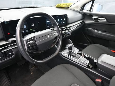 Used 2026 Kia Sportage LX FWD image 18