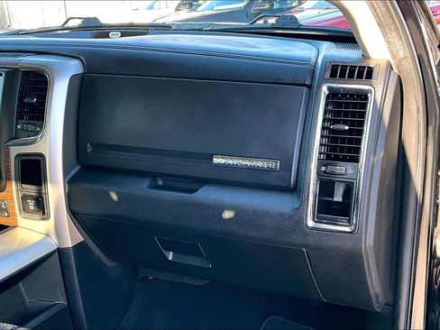 Used 2017 RAM 1500 Laramie w/ Convenience Group image 19