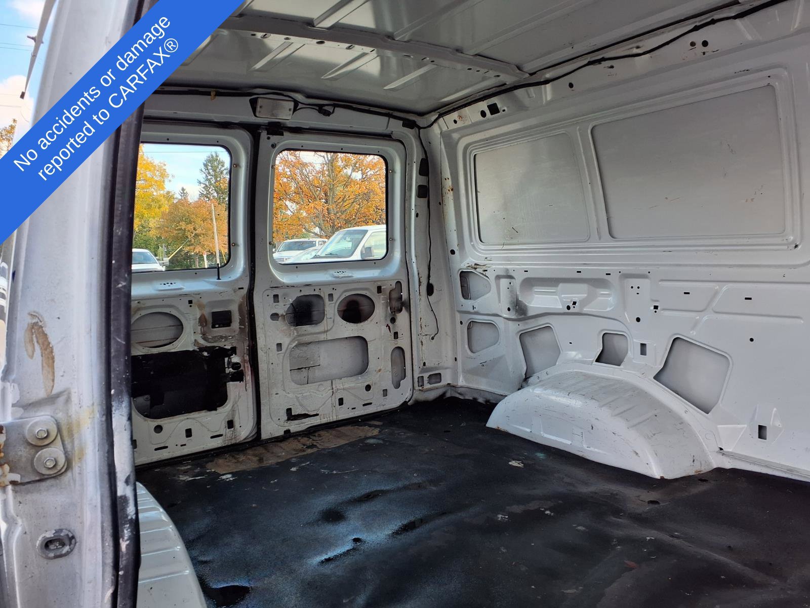 Used 2005 Ford E-150 and Econoline 150 RWD image 12
