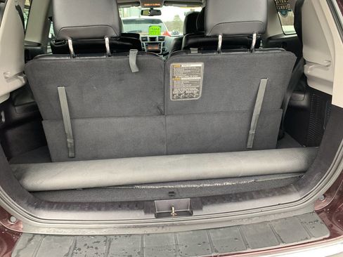 Used 2013 Toyota Highlander SE image 13