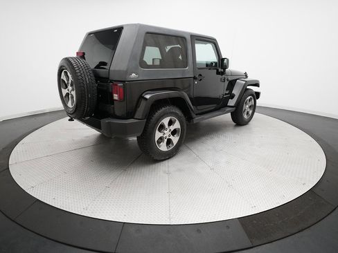 Used 2017 Jeep Wrangler Sahara w/ Connectivity Group image 32
