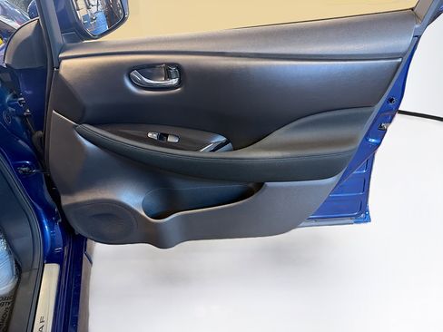 Used 2025 Nissan Leaf SV Plus FWD image 31