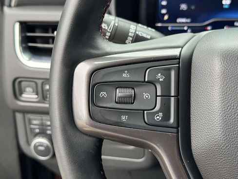 Used 2023 Chevrolet Suburban RST w/ Luxury Package AWD/4WD image 23