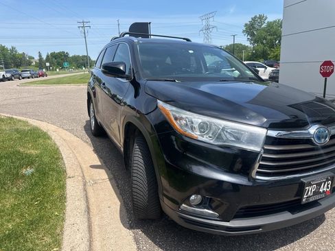 Used 2015 Toyota Highlander Limited Platinum AWD/4WD image 10