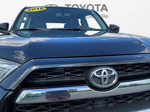 Used 2018 Toyota 4Runner Limited AWD/4WD image 24