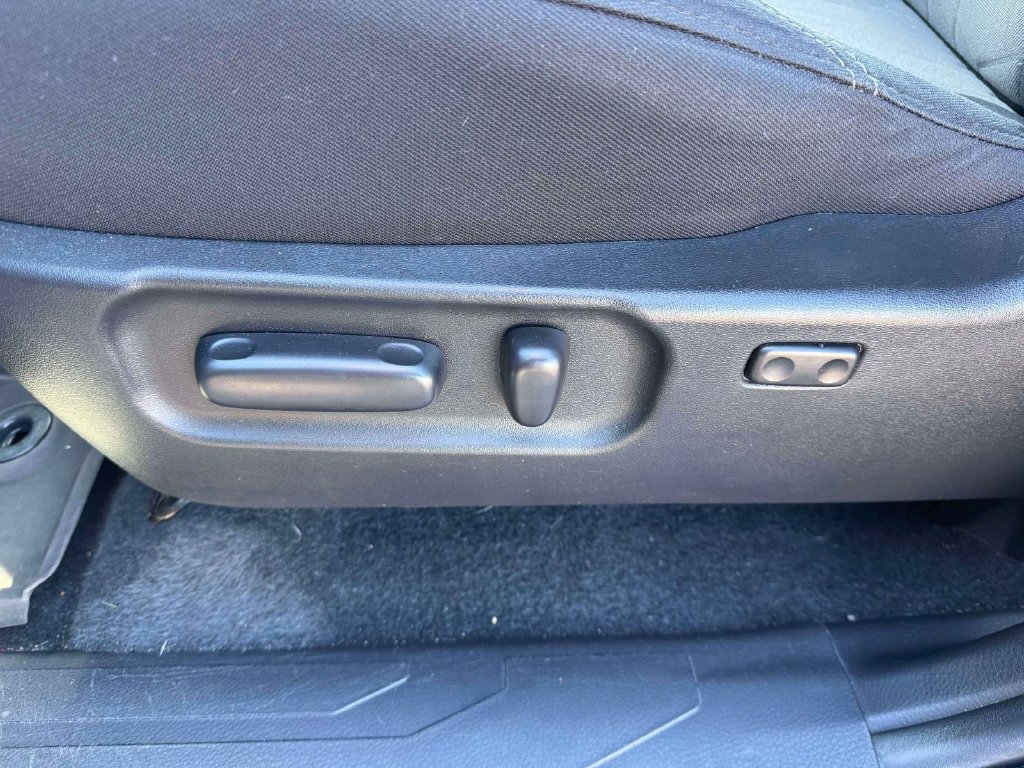 Used 2023 Toyota Tacoma TRD Sport AWD/4WD image 15