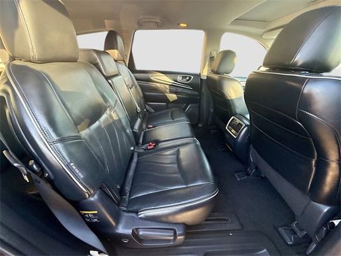 Used 2019 INFINITI QX60 Luxe w/ Essential Package image 31