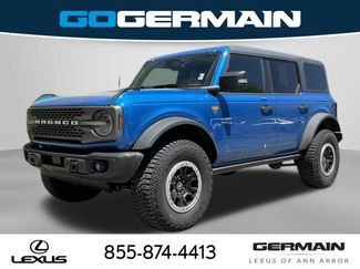 Used 2023 Ford Bronco Badlands w/ Sasquatch Package AWD/4WD video 1