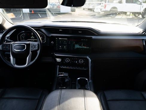 Used 2023 GMC Sierra 1500 Denali w/ Denali Reserve Package image 8