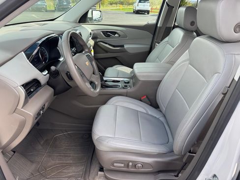Certified 2020 Chevrolet Traverse LT AWD/4WD image 4