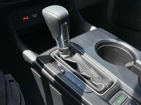 Used 2022 Honda Civic LX image 20