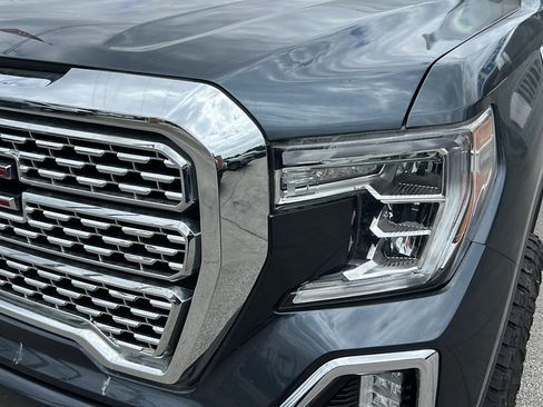 Used 2019 GMC Sierra 1500 Denali w/ Denali Ultimate Package AWD/4WD image 10