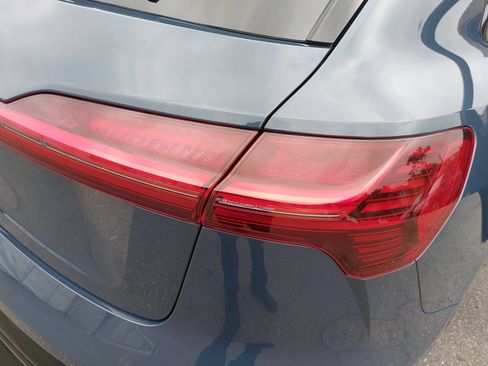 Used 2024 Audi Q8 e-tron Premium Plus w/ Premium Plus Package AWD/4WD image 39