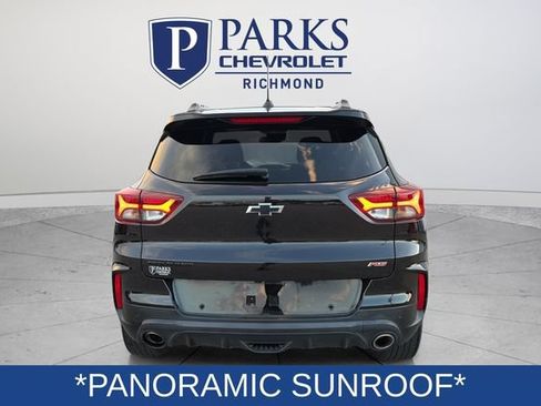 Used 2022 Chevrolet TrailBlazer RS w/ Sun and Liftgate Package FWD image 6