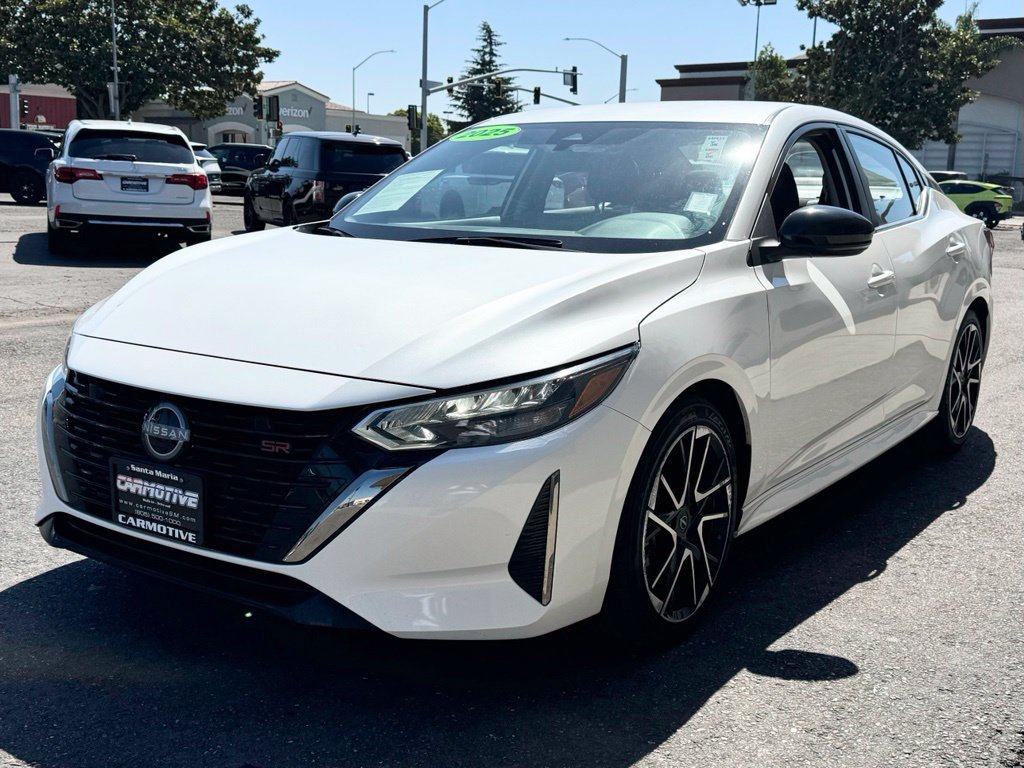 Used 2025 Nissan Sentra SR FWD image 8