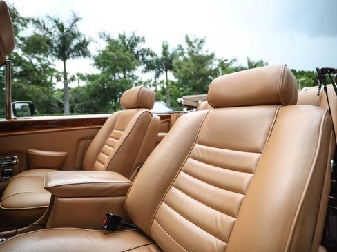 Used 1989 Rolls-Royce Corniche II RWD image 26