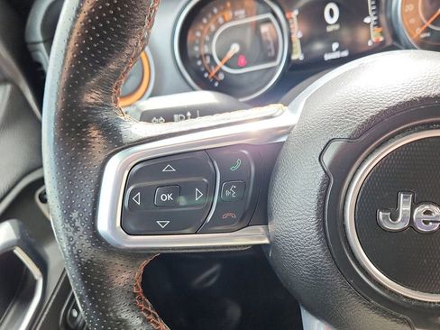 Used 2023 Jeep Gladiator Mojave w/ Cold Weather Group image 21