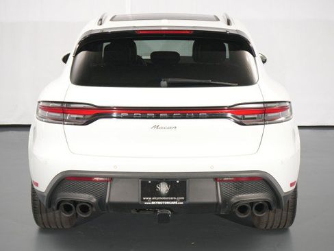 Used 2023 Porsche Macan AWD/4WD image 13