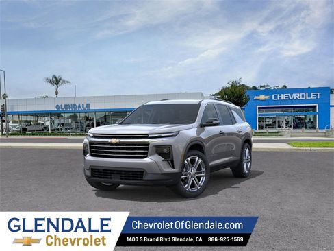 New 2026 Chevrolet Traverse LT image 8