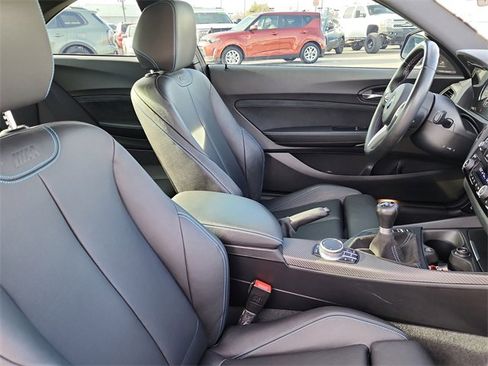 Used 2017 BMW M2 image 18