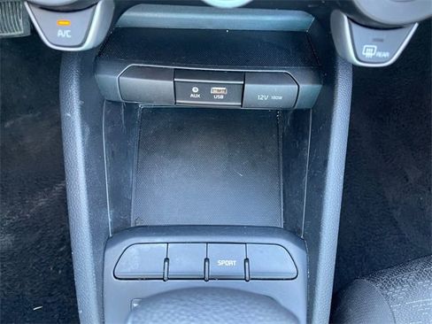 Used 2020 Kia Rio S image 23