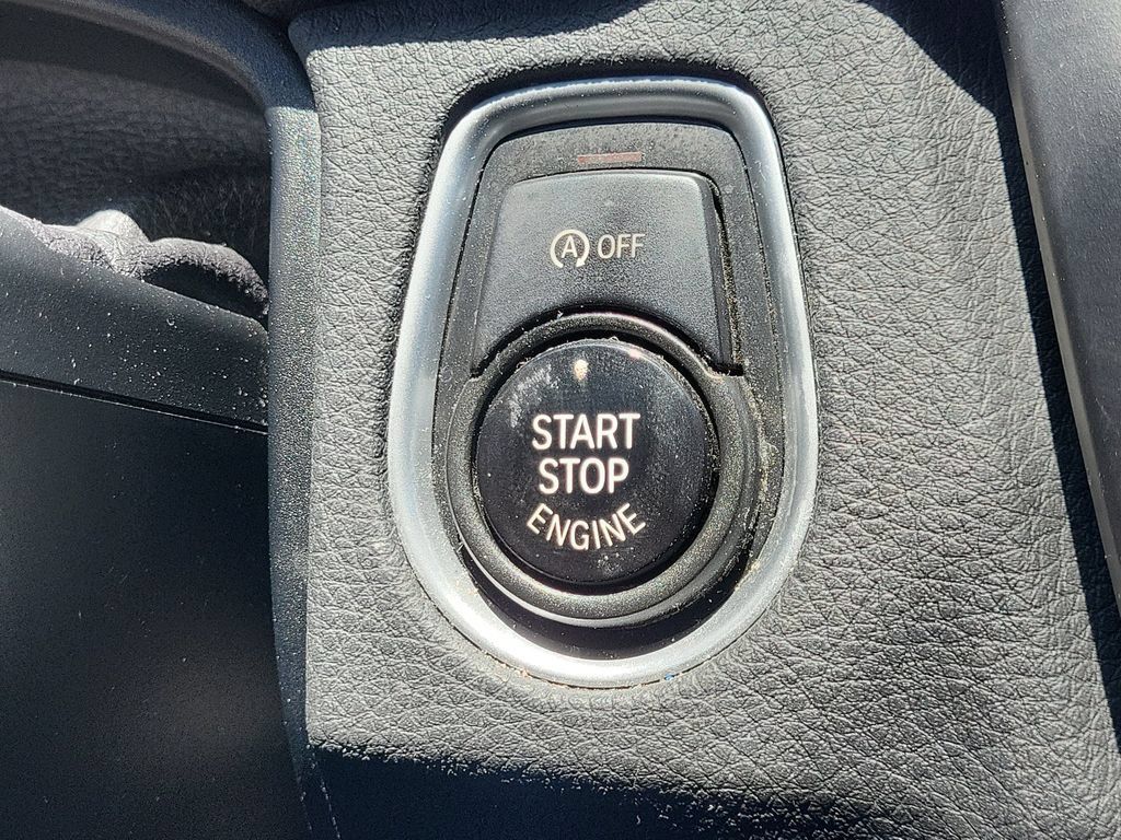 Used 2015 BMW 328i xDrive Wagon AWD/4WD image 35