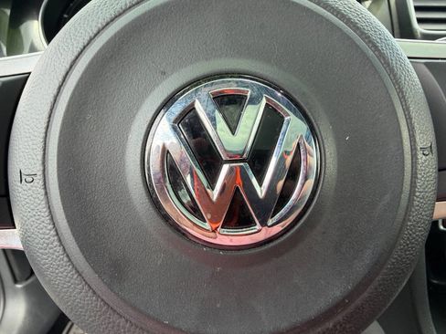 Used 2016 Volkswagen GTI SE FWD image 20