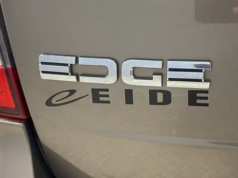Used 2012 Ford Edge SEL AWD/4WD image 29