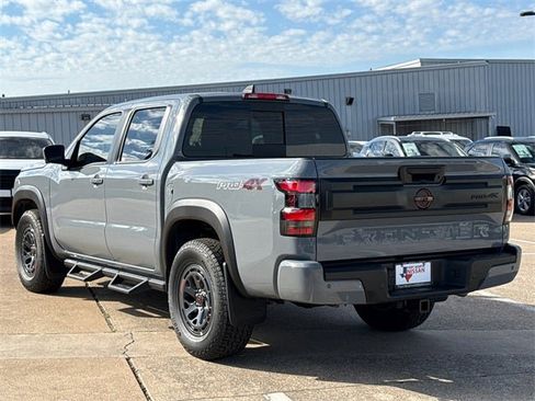 New 2026 Nissan Frontier PRO-4X w/ Pro-4x Convenience Package image 7