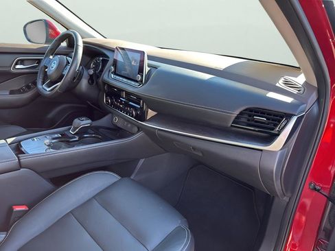 Used 2021 Nissan Rogue SL image 14