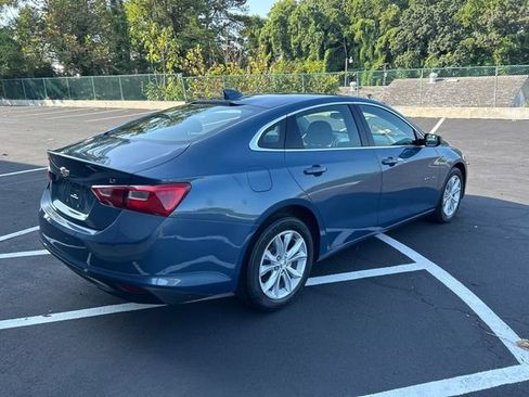 Used 2025 Chevrolet Malibu LT FWD image 5