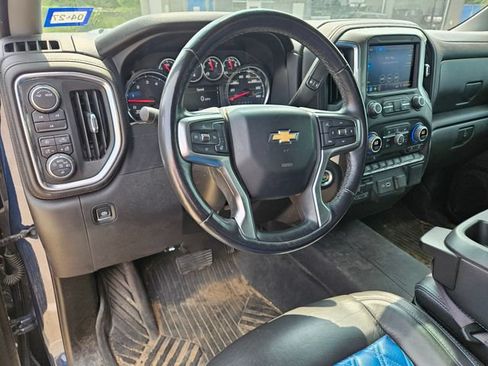 Used 2021 Chevrolet Silverado 2500 LT w/ Texas Edition AWD/4WD image 11