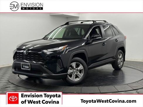 Certified 2025 Toyota RAV4 XLE AWD/4WD image 1