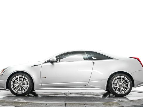 Used 2011 Cadillac CTS V w/ Wood Trim Package RWD image 6