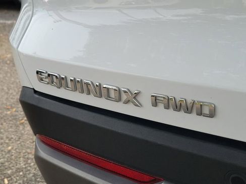 Certified 2025 Chevrolet Equinox LT w/ Convenience Package II AWD/4WD image 7