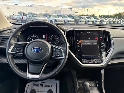 Used 2023 Subaru Ascent Premium w/ Convenience Package AWD/4WD image 26