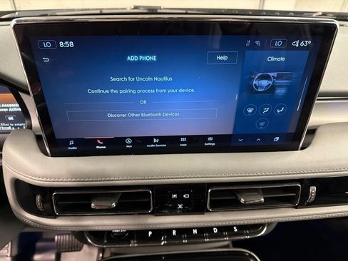 Used 2022 Lincoln Nautilus Reserve w/ Equipment Group 201A AWD/4WD image 10
