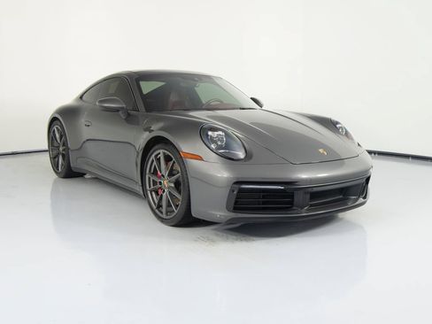 Used 2020 Porsche 911 Carrera 4S AWD/4WD image 12