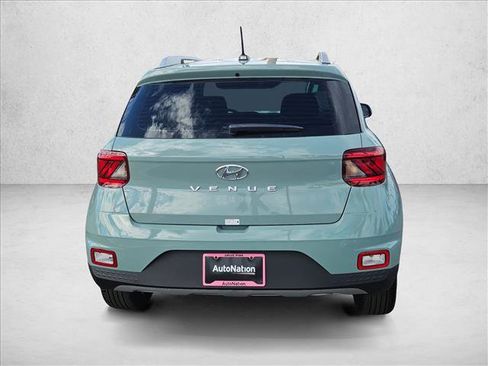 New 2026 Hyundai Venue SEL FWD image 9
